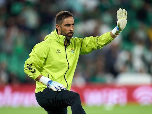 Claudio Bravo se despide oficialmente del Betis