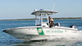 15-year-old girl struck, killed by boat while waterskiing in Florida. Boater sought