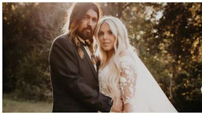 Billy Ray Cyrus files for DIVORCE from Firerose after 7 months of marriage citing 'fraud and inappropriate marital conduct' - Times of India