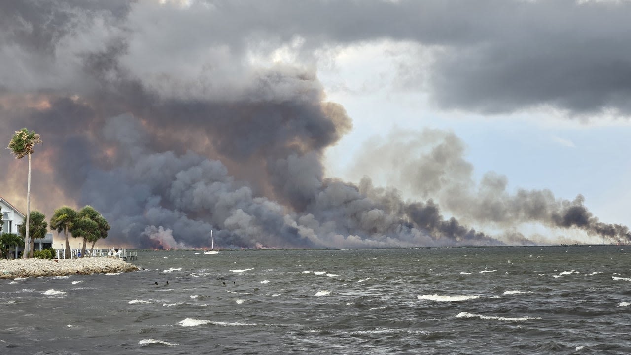 Merritt Island National Wildlife Refuge Fire: 2,500-acre wildfire contained, officials say