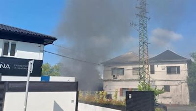 Incendio en un pabellón okupado de Irun