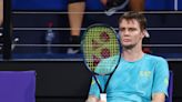 Pro tennis player Alexander Bublik flew into a rage and smashed 3 rackets on court, and as usual, the commentators are the most memorable part of it all