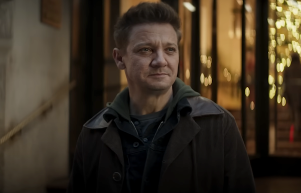 The Avengers Cast Really Is A Family, Not Just For Show, Jeremy Renner Says