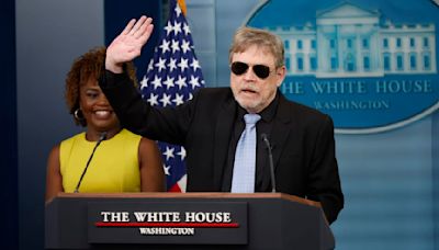 Not Everyone Loved Mark Hamill’s White House Press Briefing Cameo