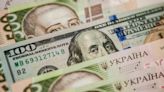 Hryvnia strengthens against euro, holds steady against dollar