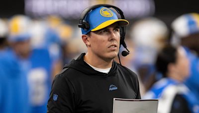 New Eagles OC Kellen Moore looks to balance stars, makes some changes: 'There will be tweaks'