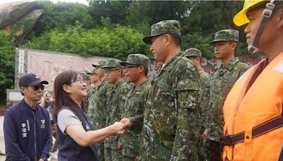 九三軍人節、中秋節前夕 林奕華赴金門敬軍慰問 - 政治