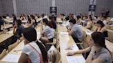 Las becas del Banco Santander se abren por primera vez a estudiantes de FP y personas que cursen microcréditos en universidades