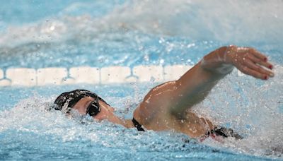 Canada's Summer McIntosh wins silver in women's 400-metre freestyle