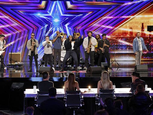 'America's Got Talent': Simon Cowell awards Golden Buzzer to powerhouse singer Liv Warfield