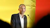 Européennes : Raphaël Glucksmann critique les Insoumis, Jean-Luc Mélenchon appelle au « respect »
