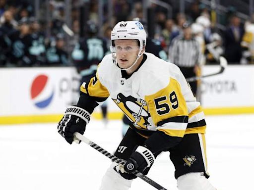 Rangers Shopping 2019 No. 2 Pick to Sign Jake Guentzel: Report