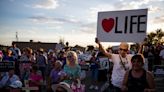 Abortion provider central to Roe reversal case to open in Las Cruces, opponents protest