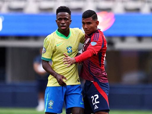 En vivo: Brasil quiere dejar atrás la mala imagen de su debut en Copa América - La Tercera