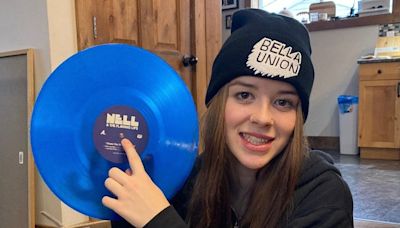 Nell Smith, Flaming Lips Collaborator and Music Prodigy, Dead at 17 - E! Online