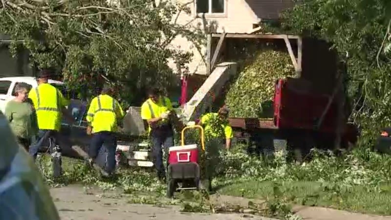 Kansas City area cities offering curbside pickup for storm debris