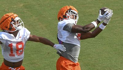 Clemson football wants 'Wide Receiver U' title back. Here's how Tigers aim to reclaim it