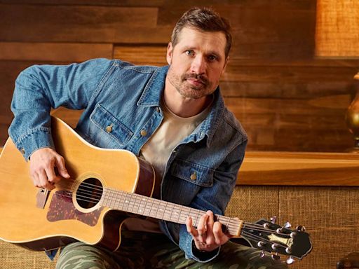 Country star Walker Hayes on kicking alcohol in 'industry that can often condone that lifestyle'