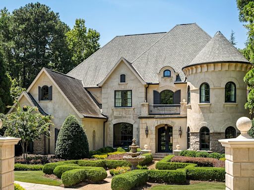 Inside the Georgia mansion where Kenny Rogers spent his final days