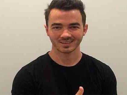 Kevin Jonas responde se ele e a esposa querem mais filhos