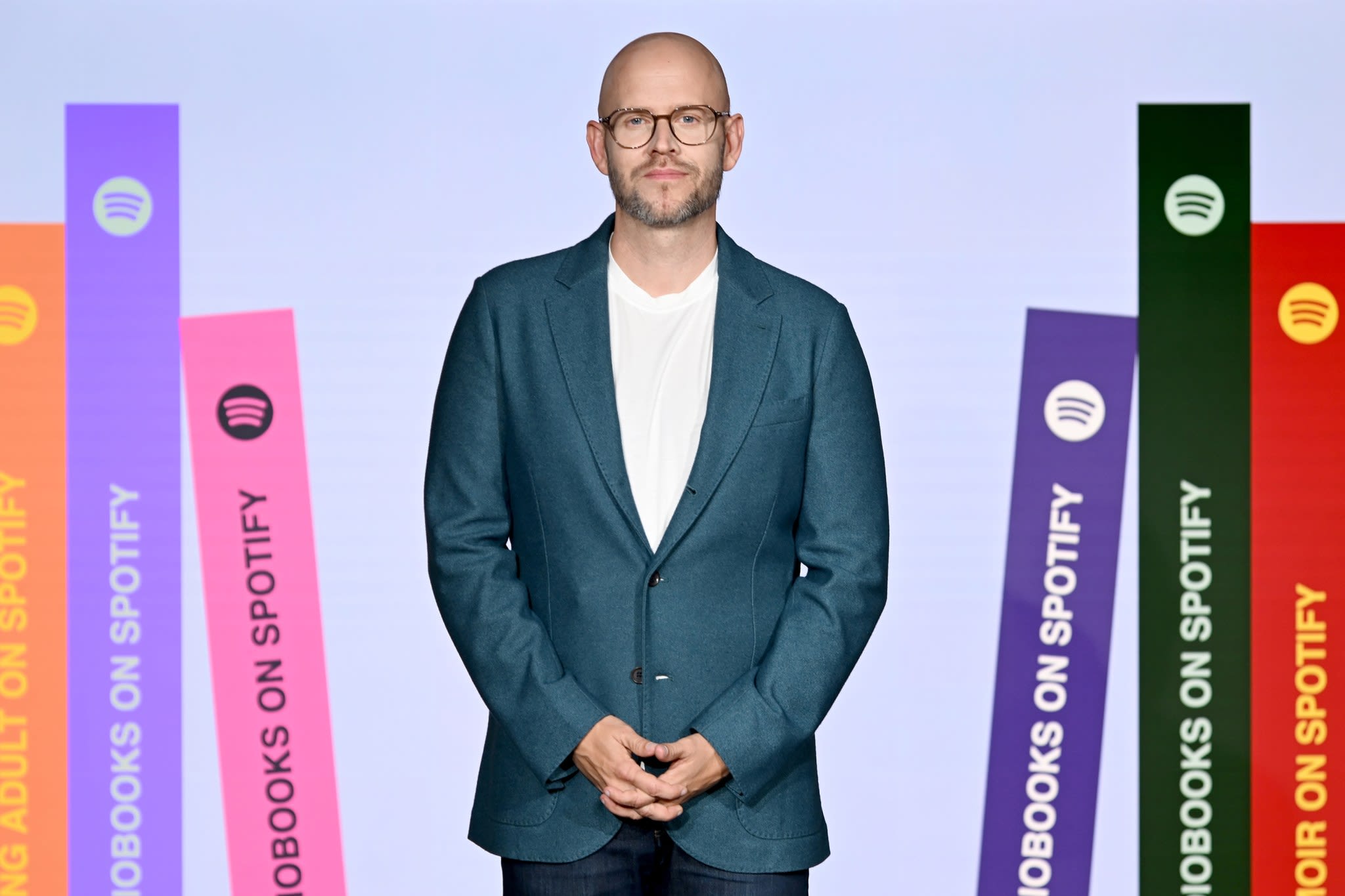 Spotify execs including Daniel Ek have sold more than $250 million in stock already this year