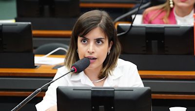 'Saidinha' de presos: Aécio vota com o governo, e Tabata e deputada petista se opõem ao Planalto