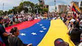 Anti-Maduro protests spread as Venezuelan opposition says he stole vote, in Maracaibo