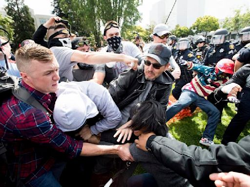 Appeals court revives charges against alleged white supremacists over protest violence