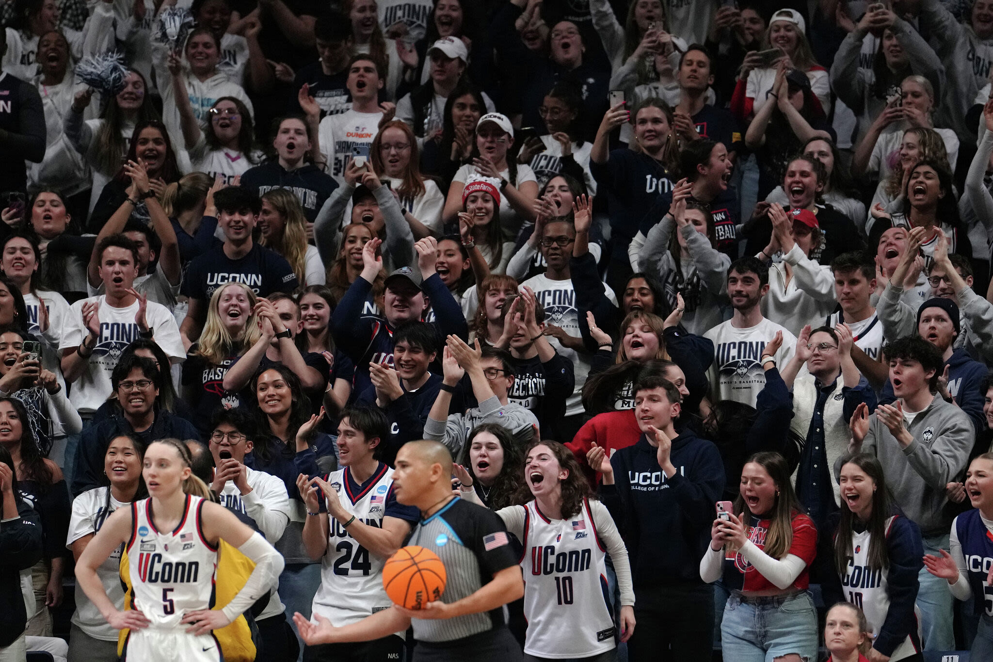 'Kicking and screaming': UConn fans have range of reactions to possible move from Big East to Big 12