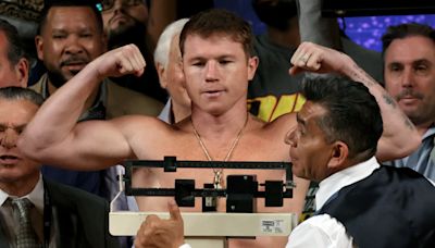 Canelo Álvarez y la obsesión del CMB por hacer cinturones especiales en sus peleas: sólo confunden