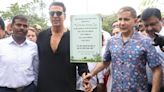 Akshay Kumar honours his parents with a tree plantation drive in Mumbai