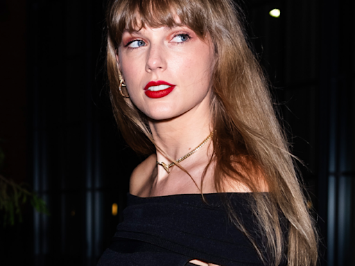 Forget Mesh Flats—Taylor Swift Is Making This Sandal the Shoe of Summer