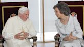 Doña Sofía acudirá al funeral de Benedicto XVI en el Vaticano