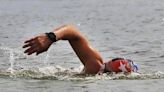 Nadador cubano llega a Miami para cargar las pilas con miras a tres grandes desafíos en aguas abiertas