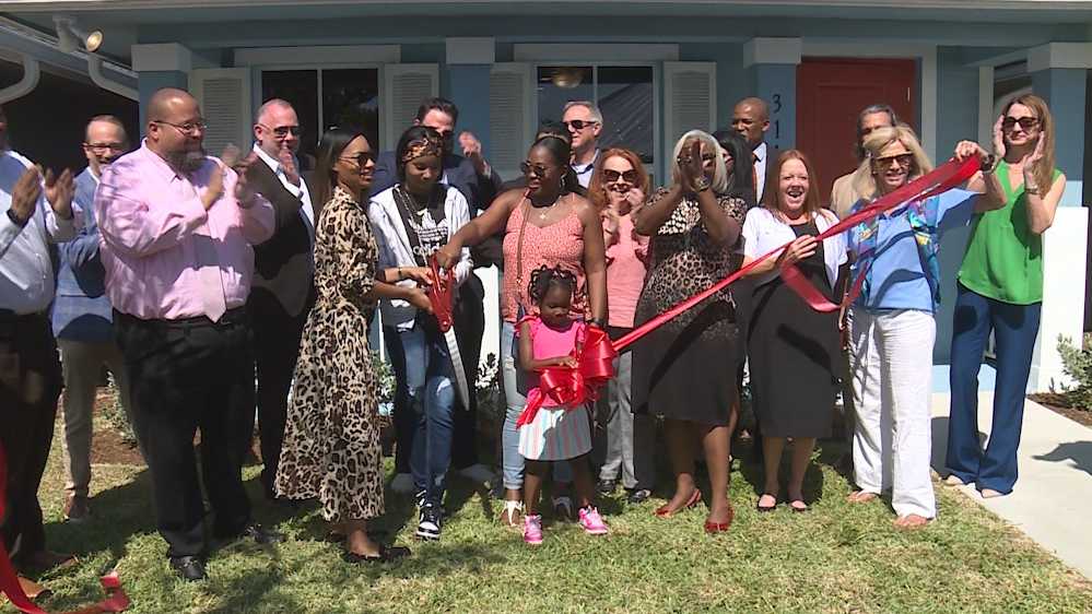 Ribbon-cutting for new, affordable housing in Lake Worth Beach