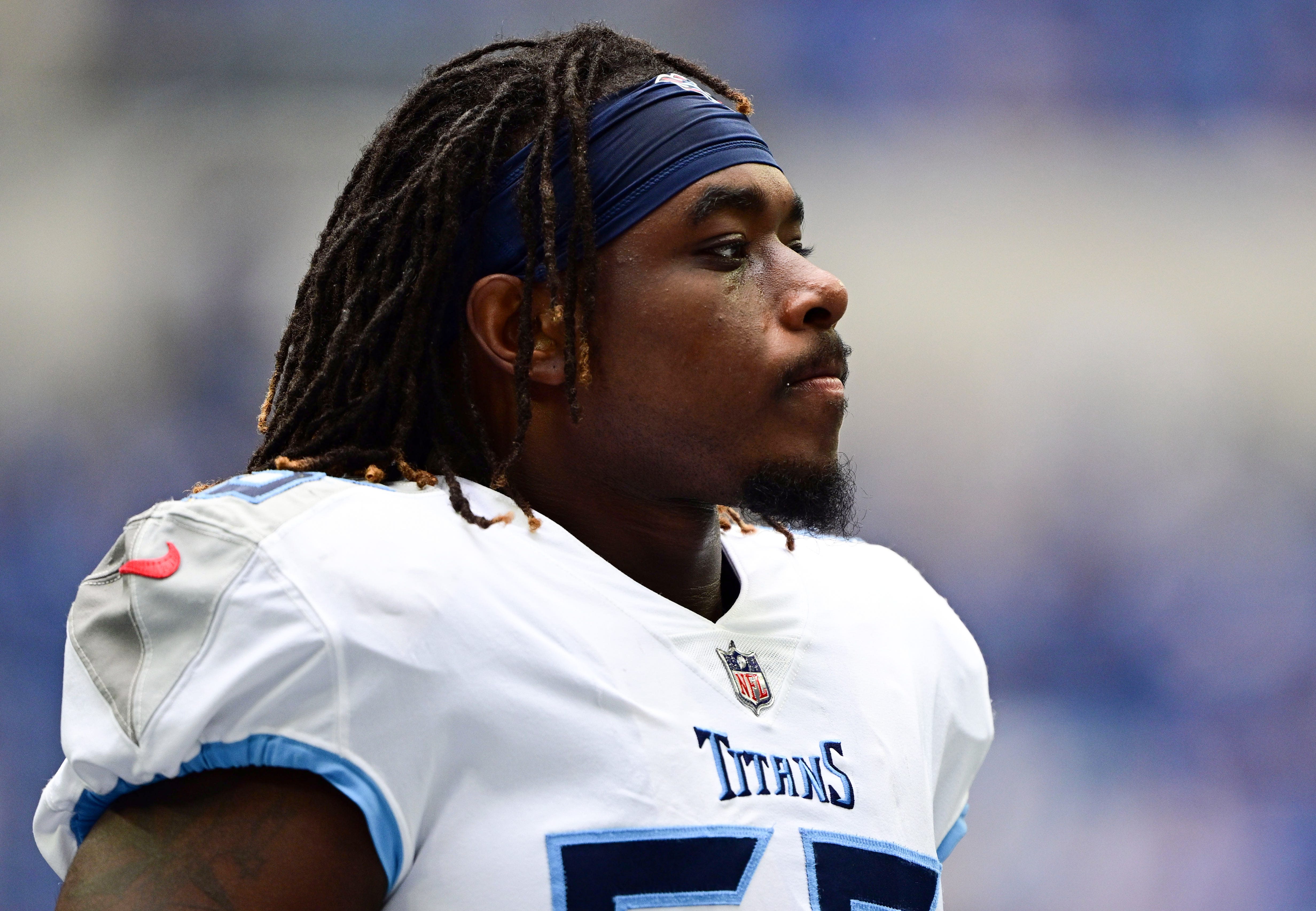 Former Titans OL Aaron Brewer suffers injury in practice