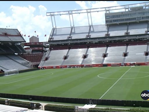 Manchester United vs Liverpool - Soccer descends on Williams-Brice Stadium for special Soda City match-up - ABC Columbia
