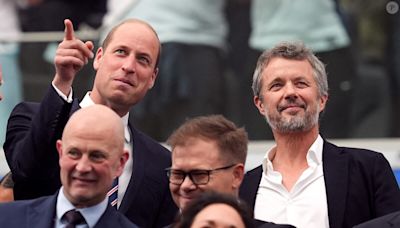 PHOTOS Euro 2024 : Le prince William se lâche en tribunes face à son adversaire le roi Frederik X