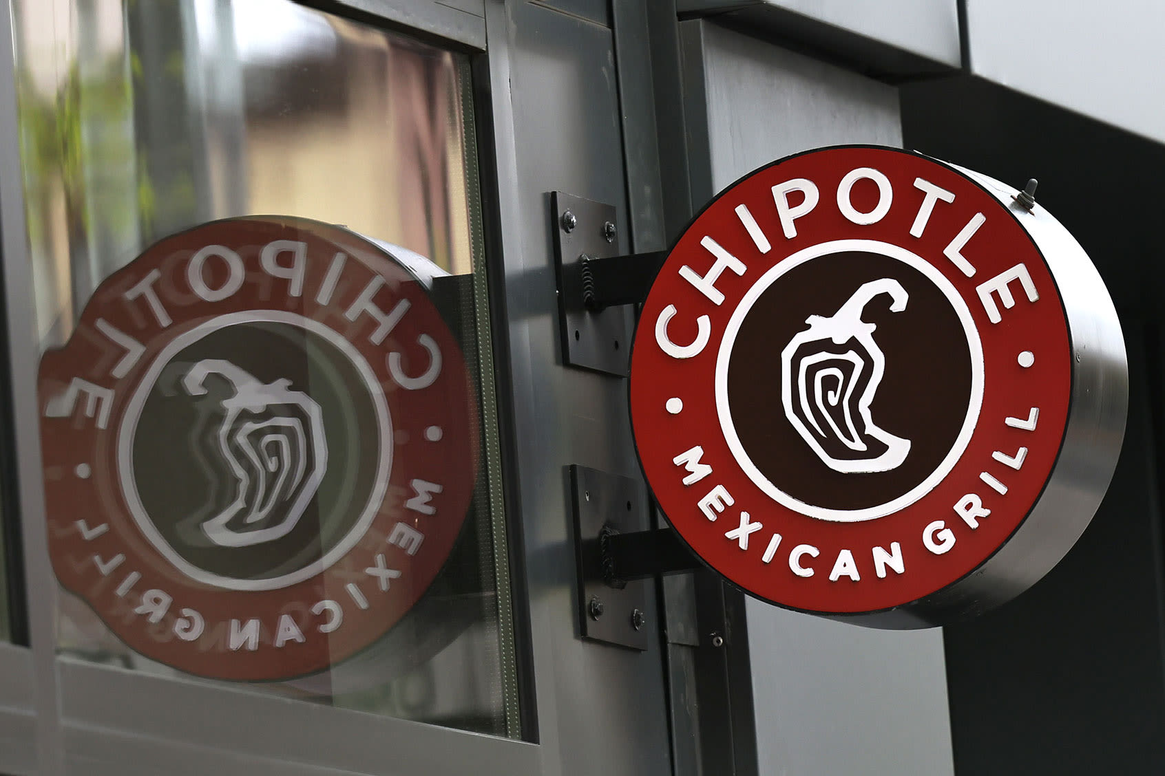 Chipotle is offering its most sought-after Celebrity Card to 5 lucky superfans