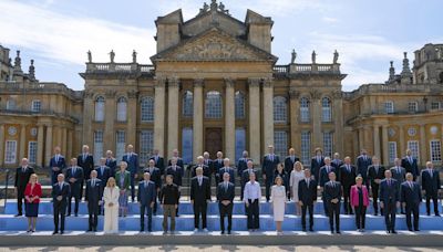 Big summit of European leaders kicks off, focusing on Ukraine and EU-UK ties