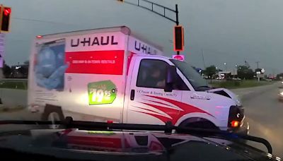 Video shows Wisconsin police dramatically chase suspects attempting to flee in a U-Haul