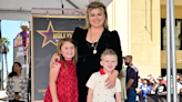 Here is what Kelly Clarkson tells her kids when they get "really sad" about their parents' divorce