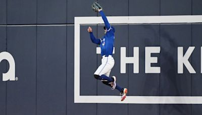 Spencer Horwitz, George Springer homer as Blue Jays hold on for 7-6 win over Astros