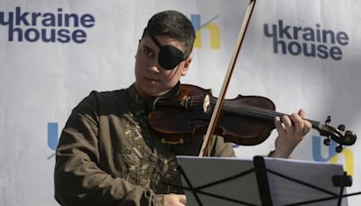 Ukraine’s soldier musicians thank America, urge more help