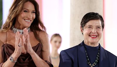 Isabella Rossellini y Carla Bruni, grandes sorpresas del espectacular desfile de alta joyería de Bulgari