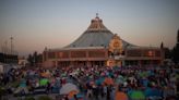 Millions flock to México City basílica to pay homage to Virgin Mary