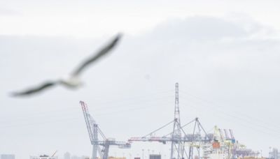 Port of Montreal dockworkers begin three-day strike at two terminals