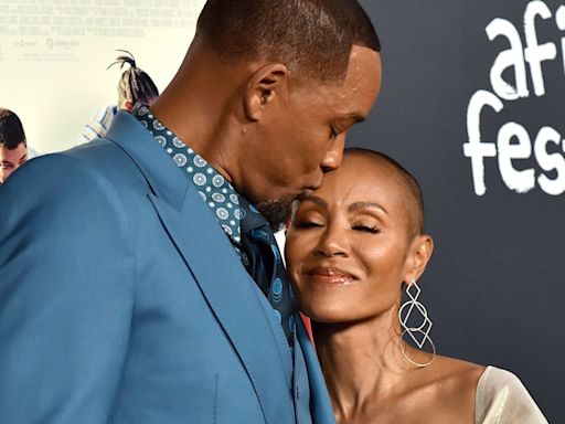 Will Smith and Jada Pinkett-Smith spark reaction as they come together for cheeky family photo with 3 kids