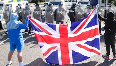 Anti-racists urged to ‘mobilise’ as far-right protests to continue