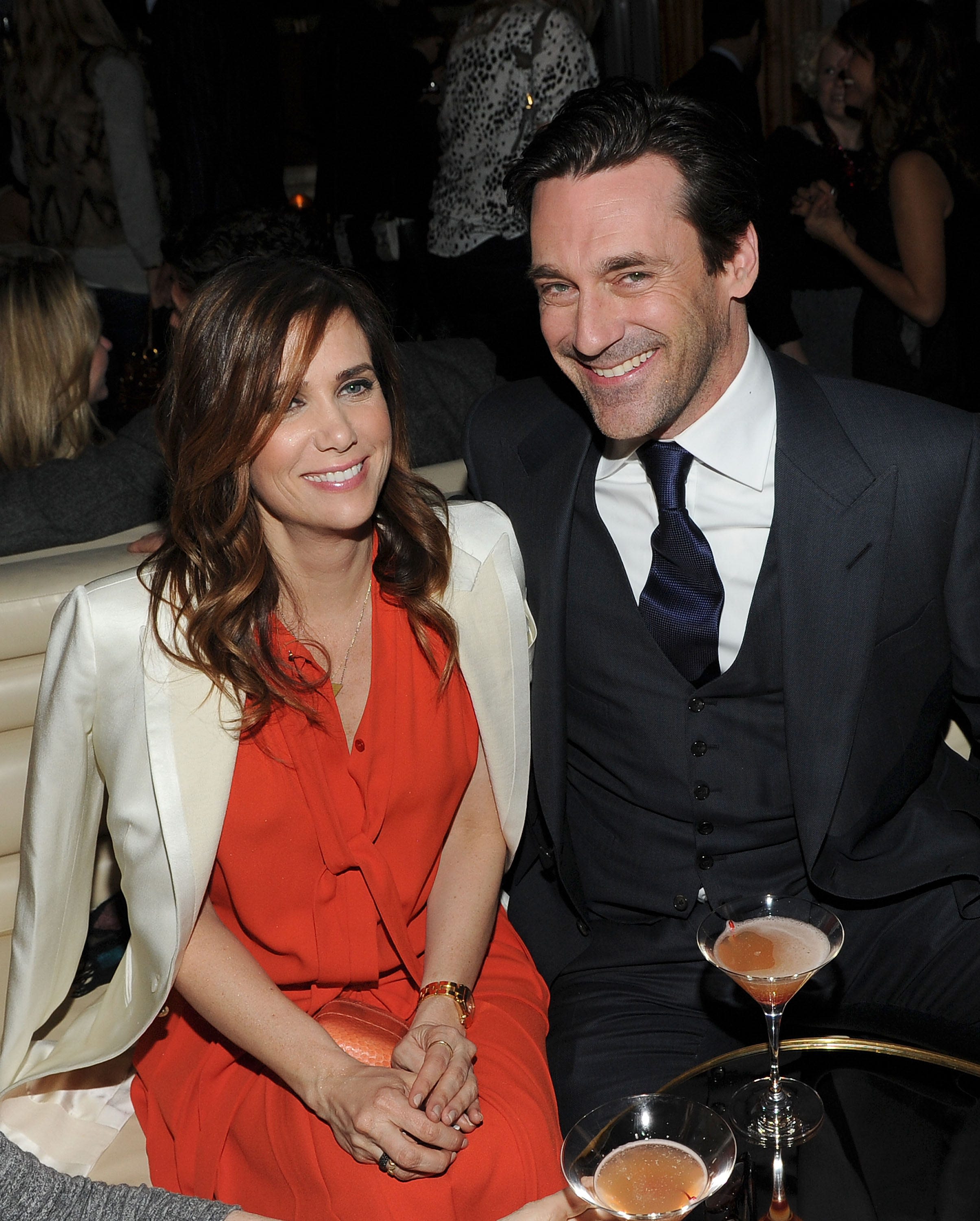 Kristen Wiig, Jon Hamm reflect on hosting 'SNL' and 'goofing around' during 'Bridesmaids' sex scene